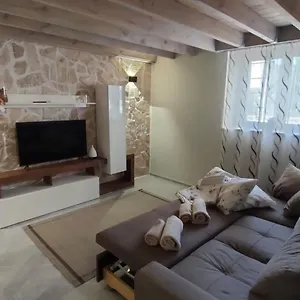 https://louis-home.sicilyhotelsitaly.net